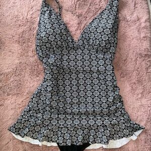Elegant Black and White Patterned One-Piece Swimsuit